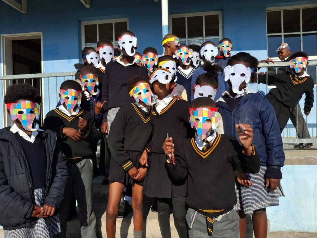 Test Article 3 Kids with masks in learner centre party